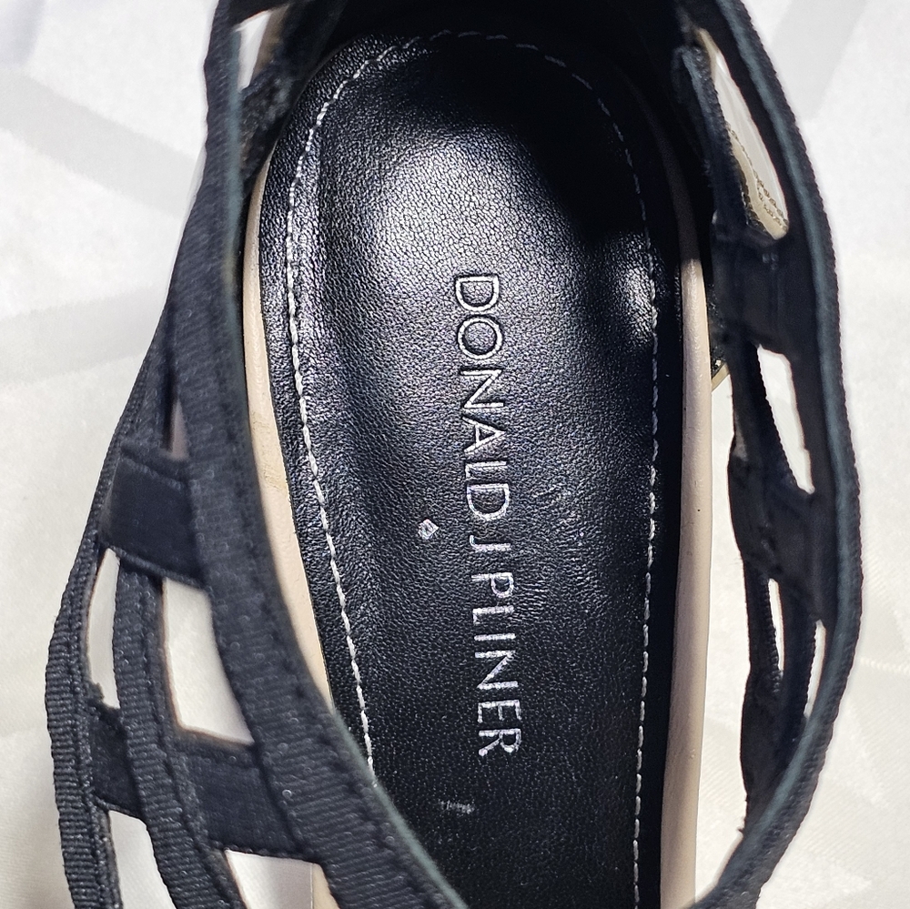 Donald Pliner Dress Sandals - Picture 6 of 7